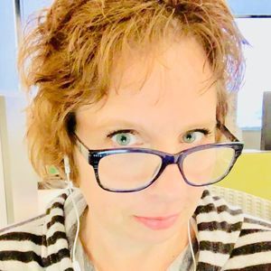 Meet your Posher, Dara